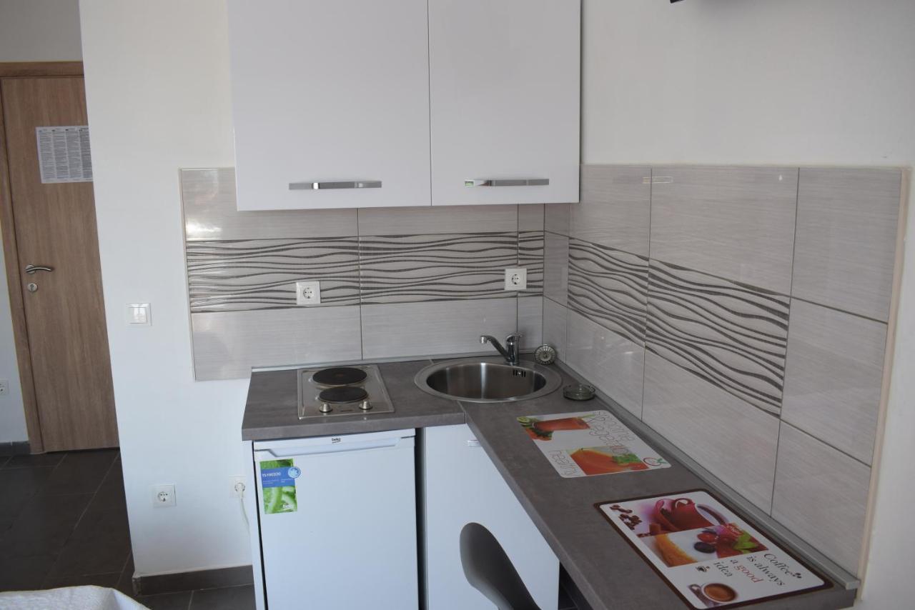 Apartmani Katica โนวาลยา ภายนอก รูปภาพ